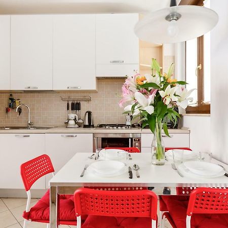 ミラノCorsica Huge Terrace Flatsアパートメント エクステリア 写真