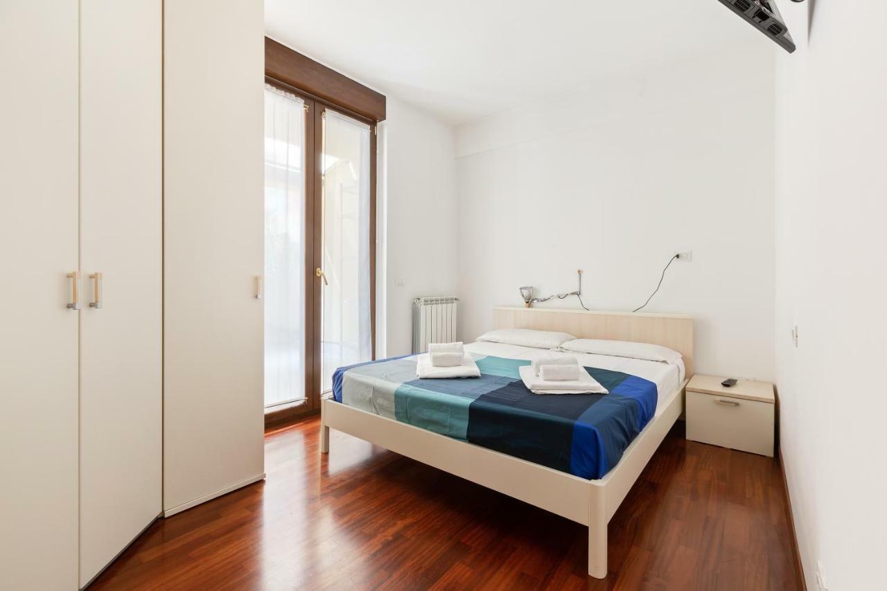 ミラノCorsica Huge Terrace Flatsアパートメント エクステリア 写真